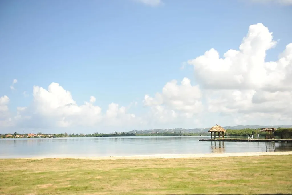 Hotel Syrynity Palace Montego Bay 2*,  Jamajka